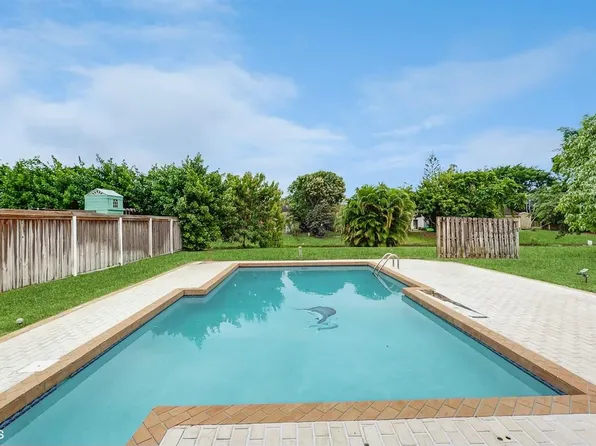 1138 Hickory Trail, Wellington, FL 33414