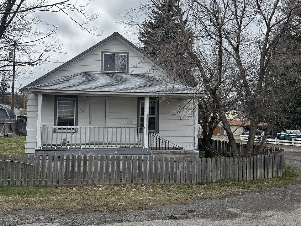 1st image of 713 Cedar Ave