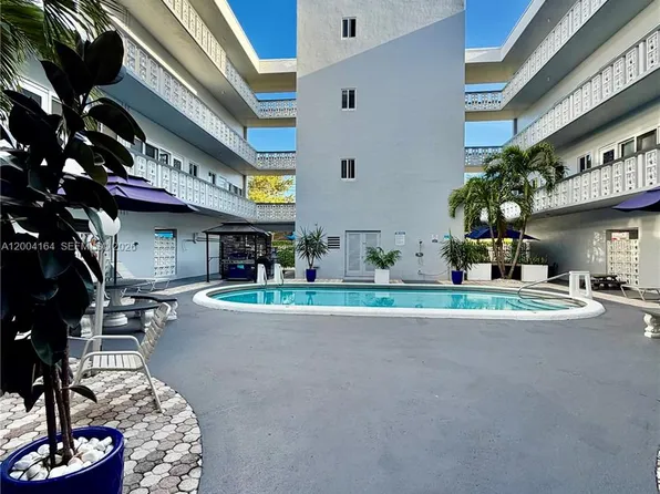 1818 Rodman St APT 3A, Hollywood, FL 33020