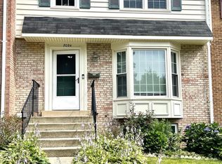 8094 Sleepy View Ln, Springfield, VA 22153