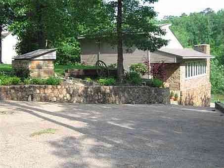 1st image of 351 Kirschwood Dr