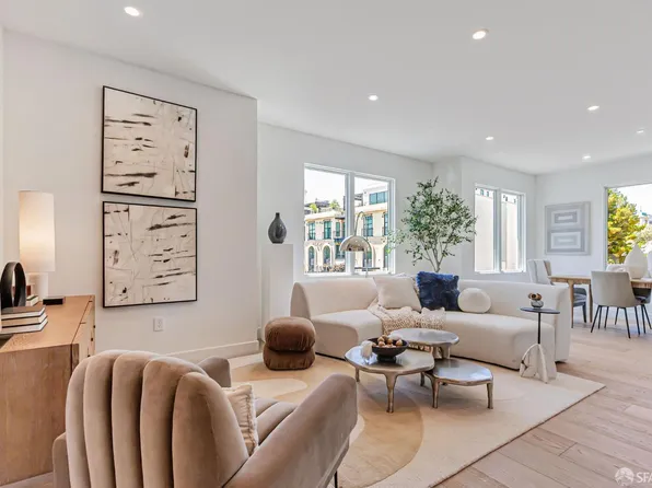 425 1st St #21, Los Altos, CA 94022