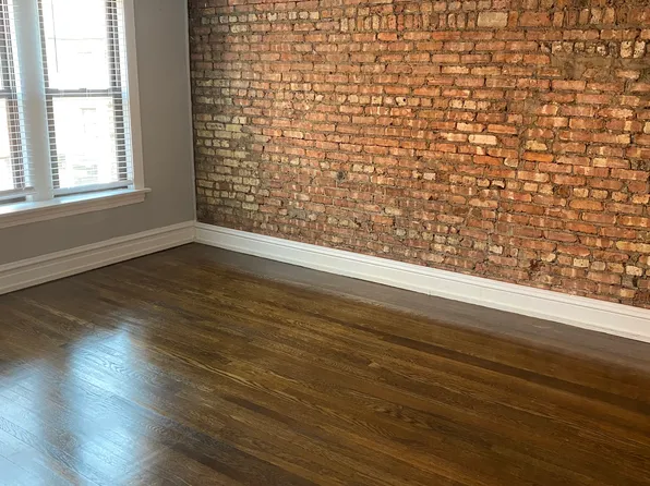 703 W Oakdale Ave Unit 3, Chicago, IL 60657