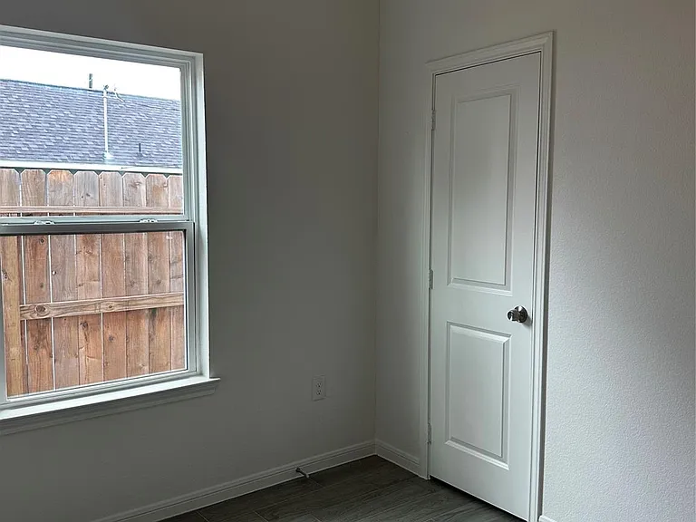 16686 E Lynbrook — Photo 13