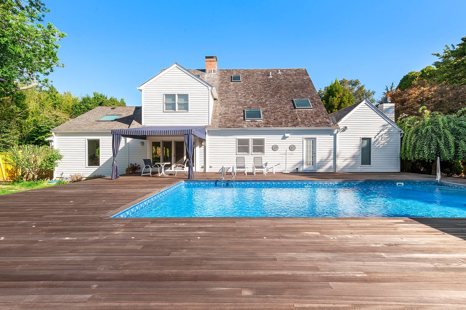  Solar Heated Saltwater Pool