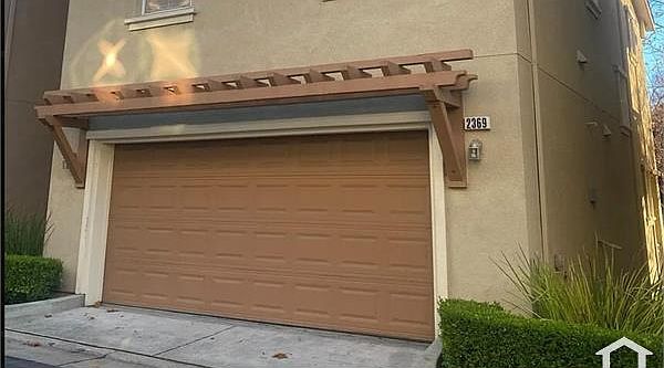 1st image of 2369 Plateau Dr