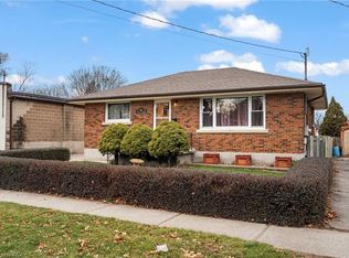 166 Bruce St, Brantford, ON