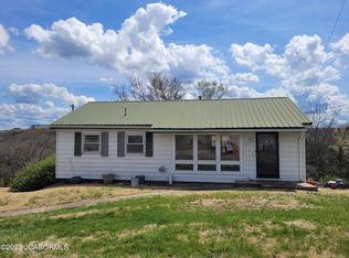 2915 Frog Hollow Rd, Jefferson City, MO 65109