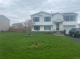 5303 Goodeve Ln, Brewerton, NY 13029