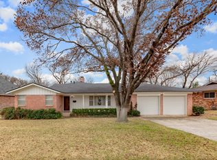 4816 Hollowbrook Rd, Fort Worth, TX 76103