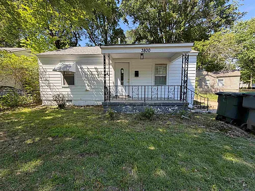 3800 E Mallory Ave Photo 1