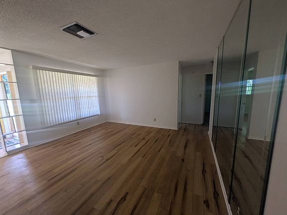 5th image of 2373 Anthony Ct