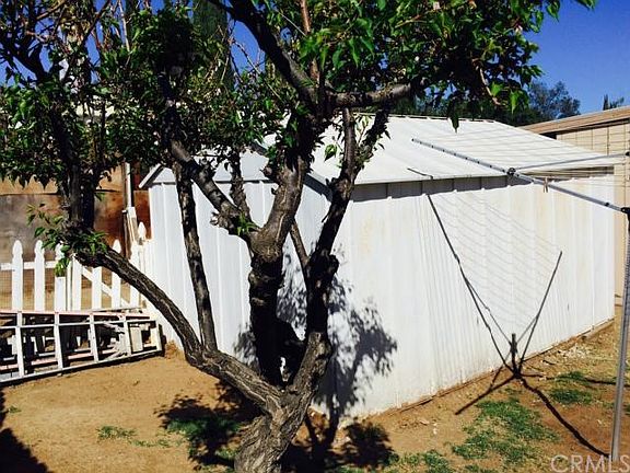 3rd image of 17131 Alameda Dr
