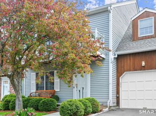 78 River Rd APT 15, Greenwich, CT 06807