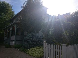 219 Manthorne Rd, West Roxbury, MA 02132