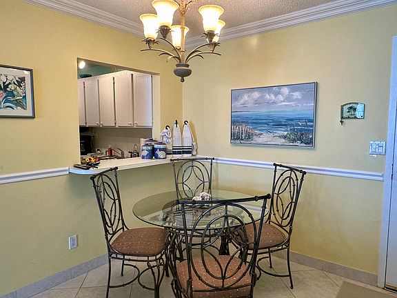 4th image of 88500 Overseas Hwy APT 214