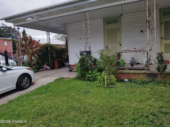 119 Van Buren St, Breaux Bridge, LA 70517