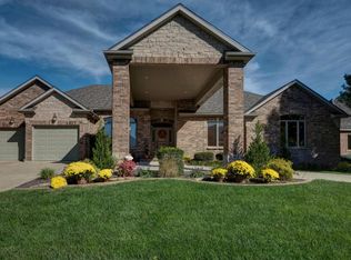 1316 N Fenchurch Ln, Springfield, MO 65802