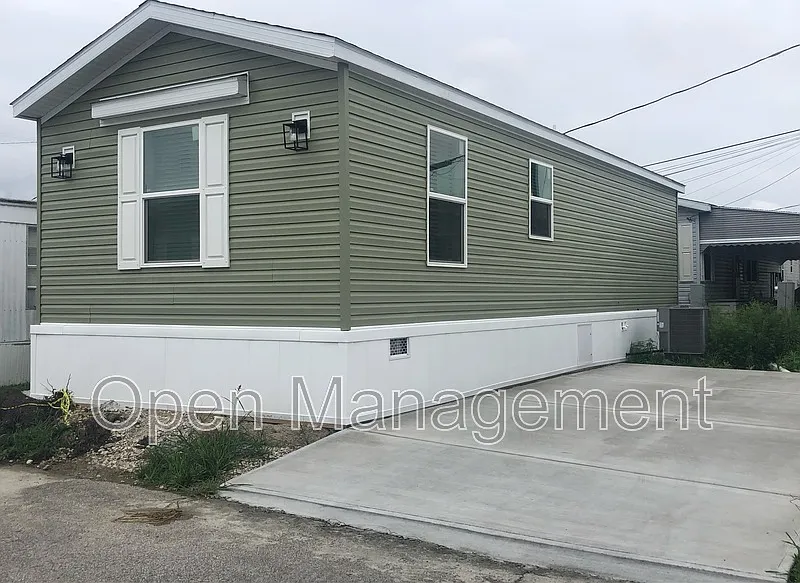 Parma Estates Mobile Home Community — Photo 2