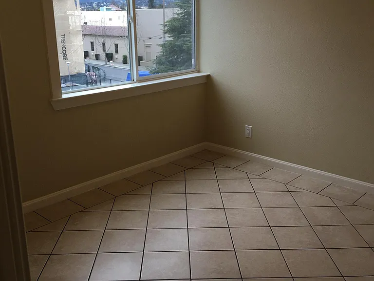 119 Franklin Ave #1 — Photo 20