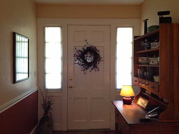 4th image of 1413 Akin Dr