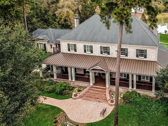 Offering all the expected features plus so much MORE! Pool, Spa, Generator, Elevator, Designer Ceiling, Floor, & Wall Treatments and an abundance of Architectural Finishes and Treatments you must see in person.