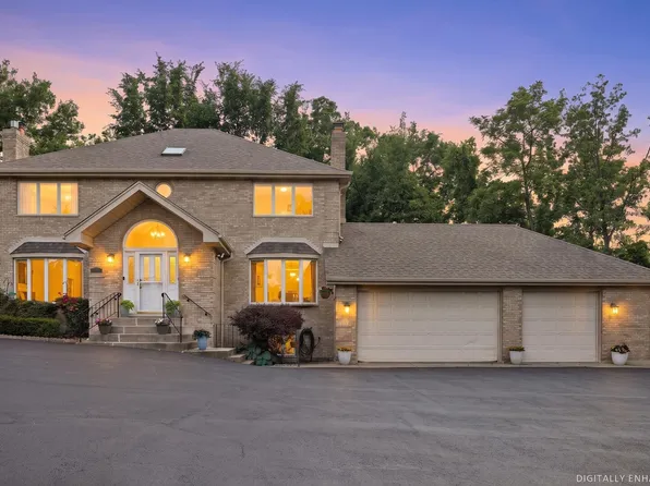 11131 Dineff Rd, Lemont, IL 60439