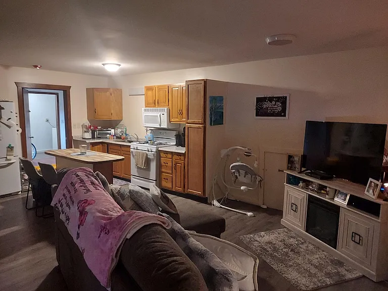 65 Bleecker St #2A — Photo 4