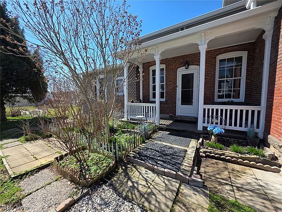 2nd image of 263 W Riddle Ave