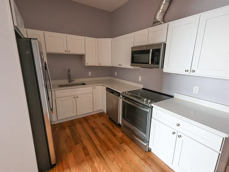 66 Main St #2D — Photo 1
