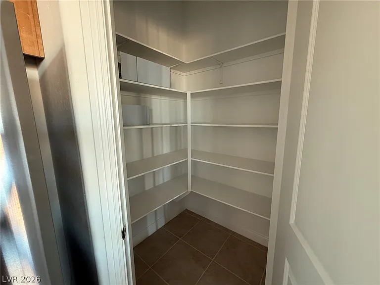 162 Sun Glaze Ave — Photo 22