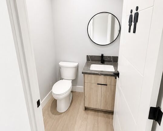 5th image of 14833 Erwin St #6