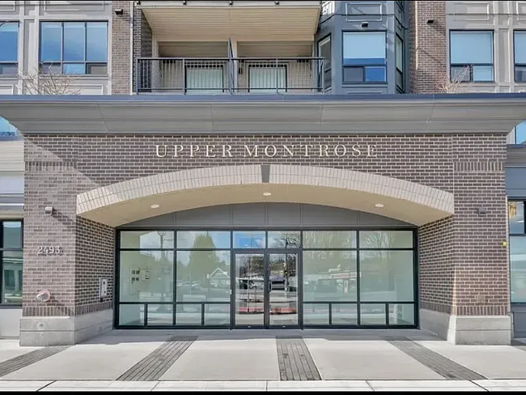 2493 Montrose Ave #410 — Photo 3