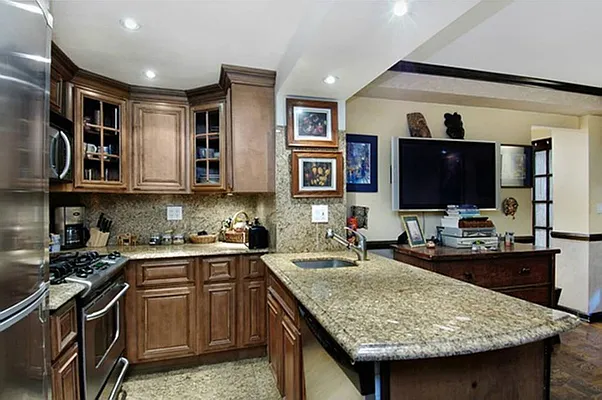 Sold by Keller Williams NYC | media 7