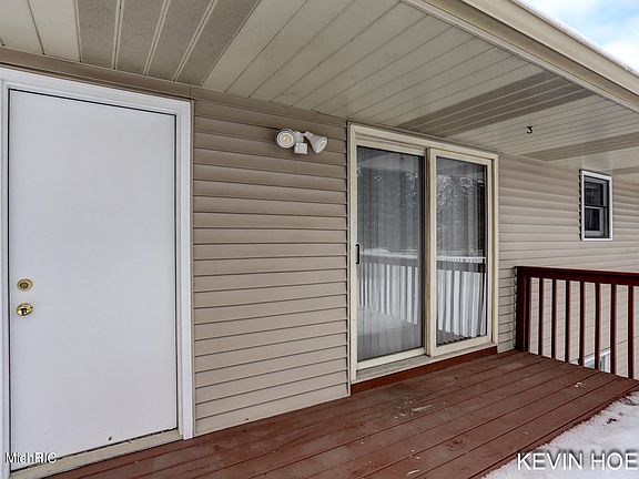 5th image of 8716 Cottonwood Dr
