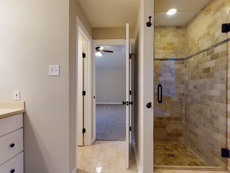 20802 Newbury Park Dr — Photo 31