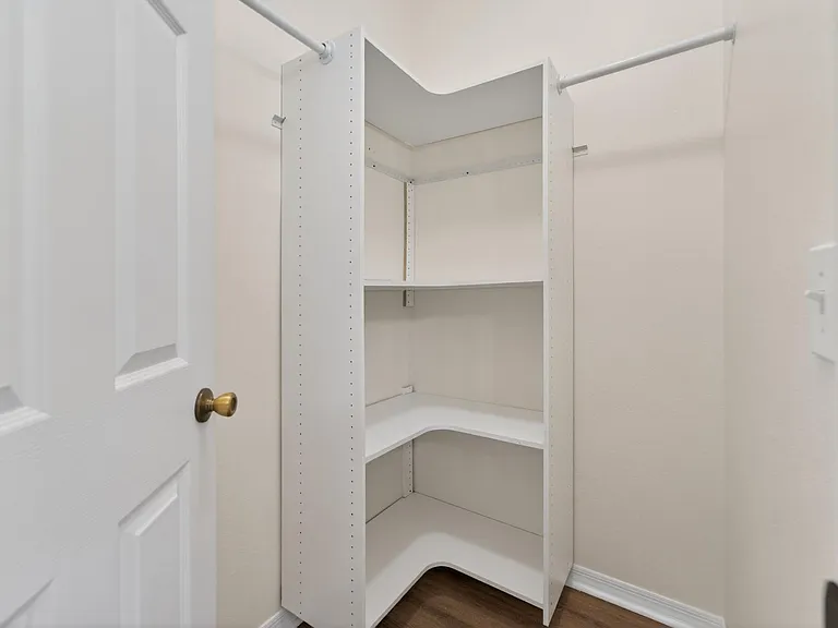 30132 Mossbank Dr — Photo 31