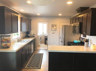 727 Garden Ct, Molalla, OR 97038