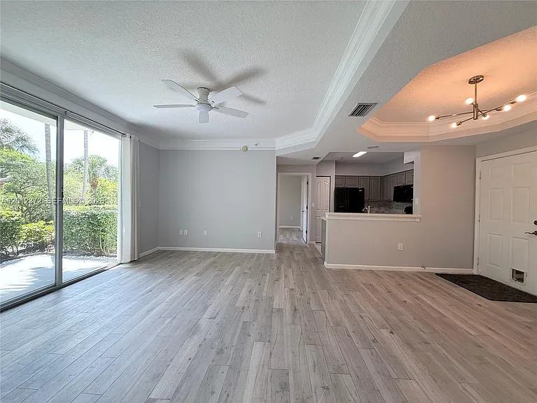 2042 Alta Meadows Ln #1712 — Photo 27