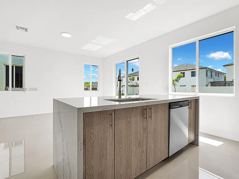 22432 SW 125th Ave — Photo 21