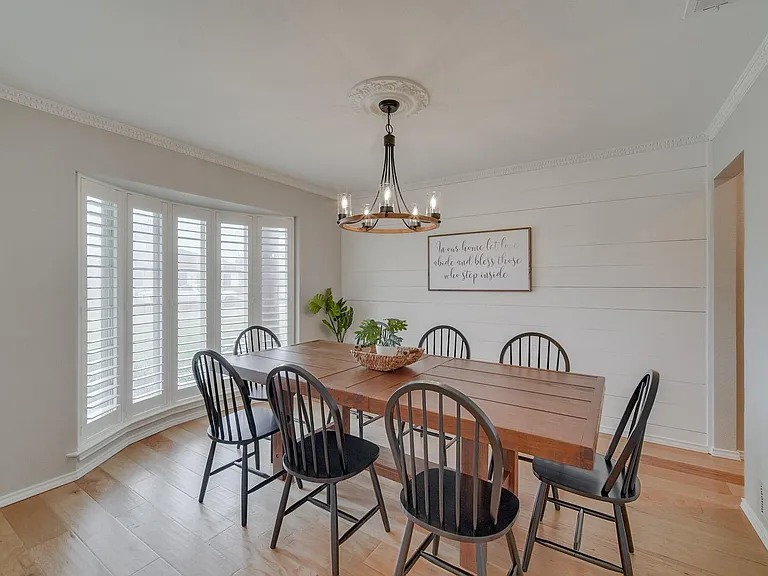 502 Stillmeadow Dr — Photo 10