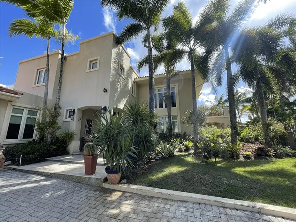 398 Dorado Bch E, Dorado, PR 00646