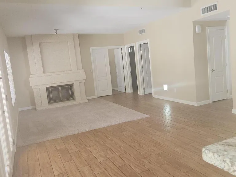 1683 W Carla Vista Dr — Photo 6
