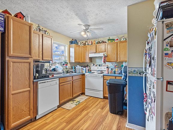 2nd image of 217 Florence Cir