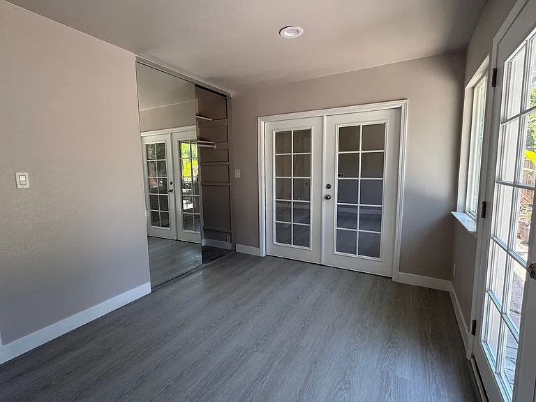 1579 Willowdale Dr — Photo 6