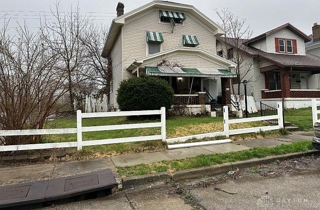 1st image of 406 Santa Cruz Ave