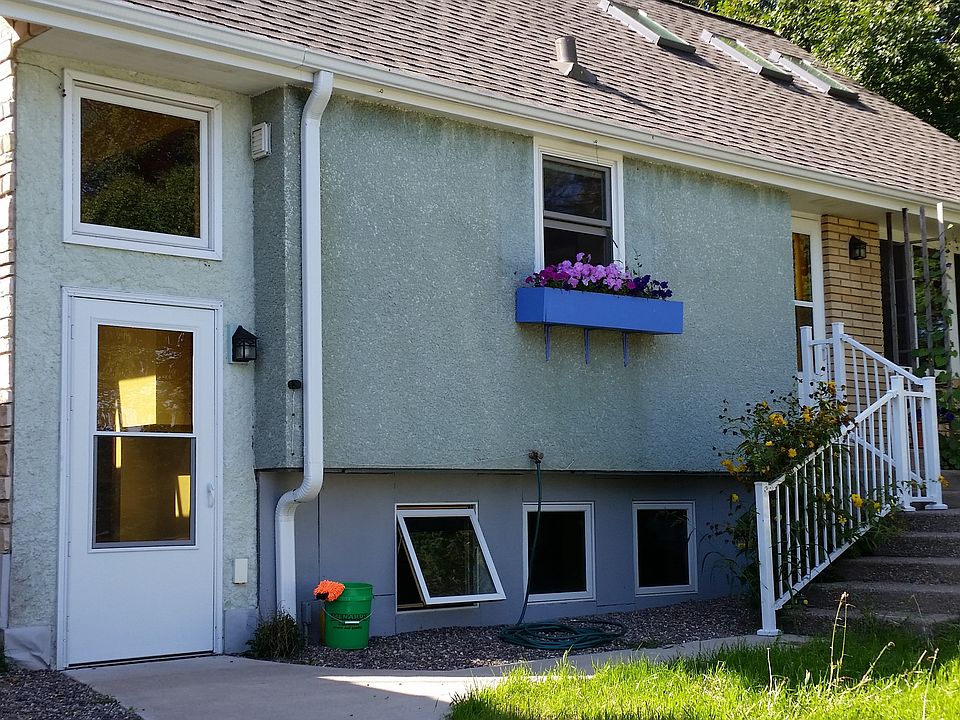 1st image of 1314 1st St N