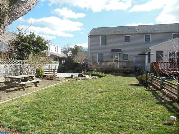 3rd image of 433 Highland Ave