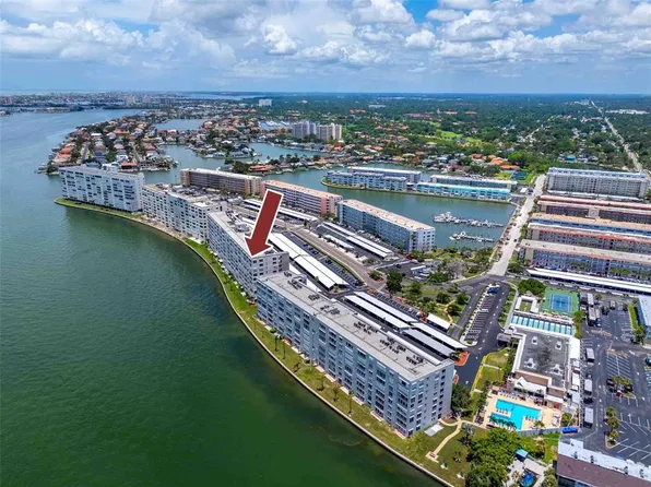 5980 Shore Blvd S APT 701, Gulfport, FL 33707