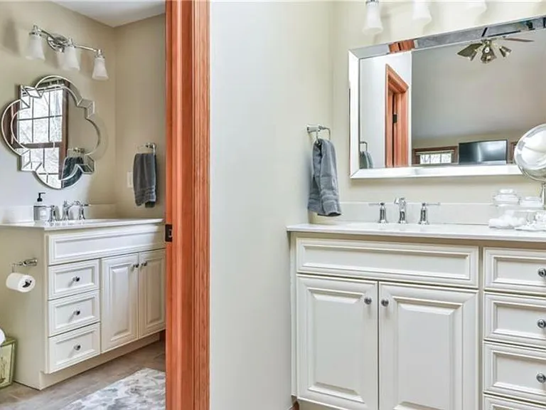 389 Pine Valley Ct — Photo 3
